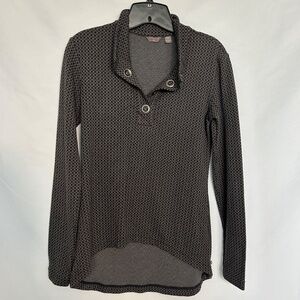 Merrell Long‎ Sleeve Quarter Snap Up Black and Grey Top slight pilling